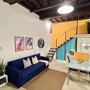 Charming Navona Duplex Apartment Rome